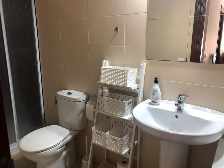 Apartamento En Primera Linea De Playa El Palo Málaga Eksteriør billede